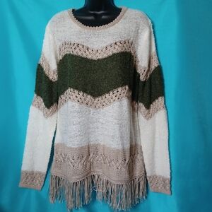Umgee Women's Knitted Sweater With Fringes. Size L